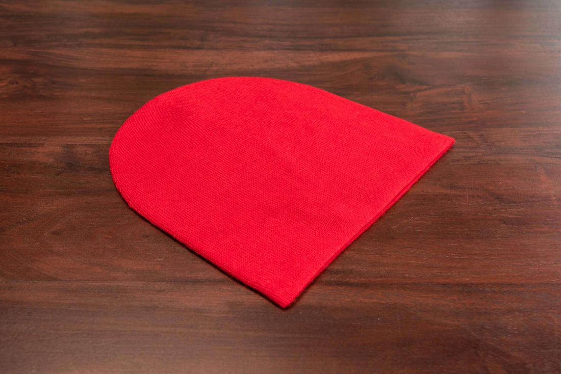 Bonnet bonnet cachemire lisse rouge