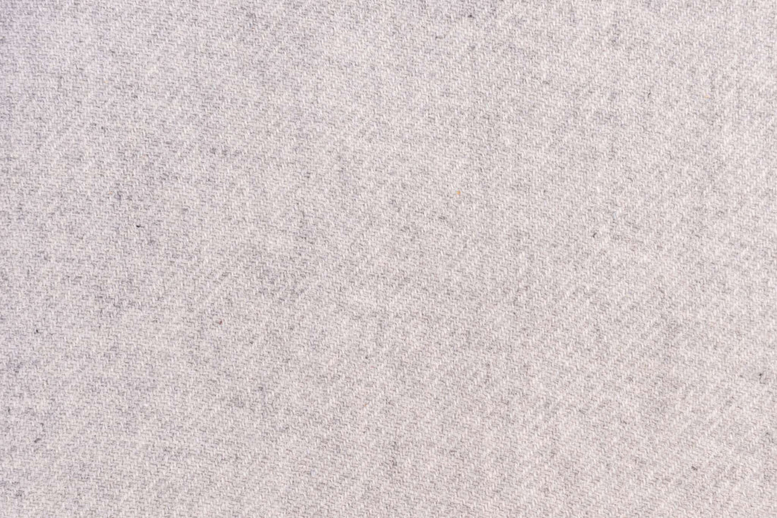 Couverture cachemire gris clair uni